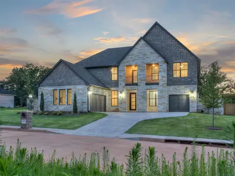 6317 Canopy Ln, Edmond, OK 73025