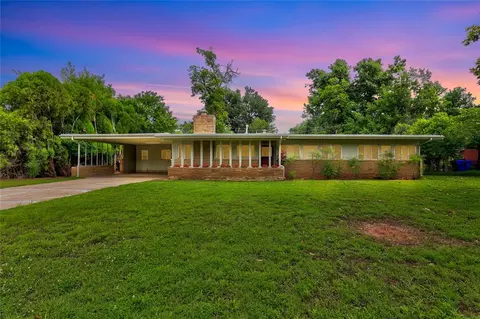 1011 Brookside Dr, Norman, OK 73072