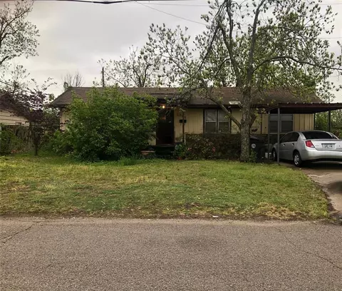 6900 NW 32nd St, Bethany, OK 73008