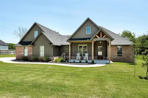 1568 Shaylee Ln, Choctaw, OK 73020