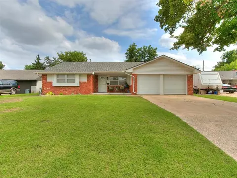 5512 NW 37th St, Warr Acres, OK 73122