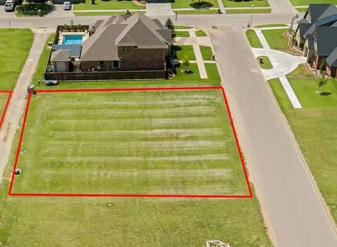 1206 Mesquite Dr, Weatherford, OK 73096