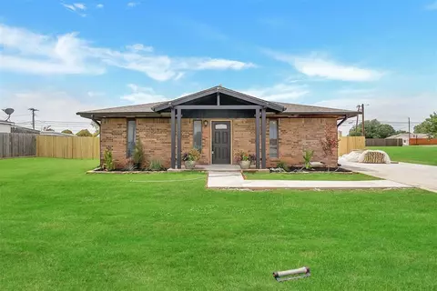 1206 N Market St, Cordell, OK 73632