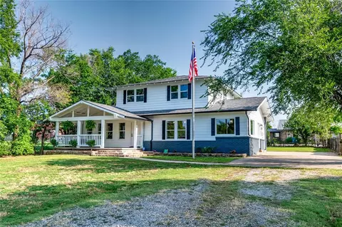 1538 E Walnut St, Cushing, OK 74023