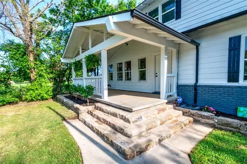 1538 E Walnut St, Cushing, OK 74023 photo 3
