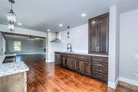 1538 E Walnut St, Cushing, OK 74023 photo 9