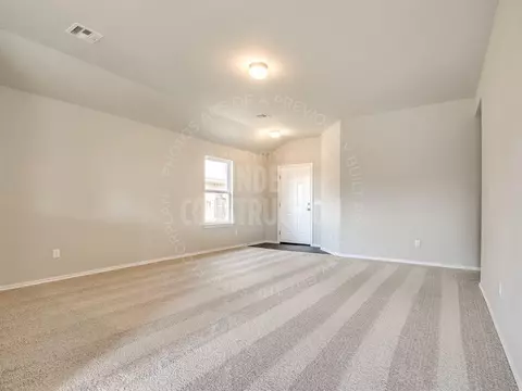 9528 Saddle Dr, Yukon, OK 73099 photo 4