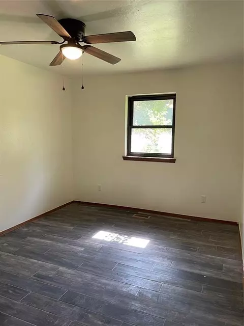 110 Marigold Dr, Tuttle, OK 73089 photo 10
