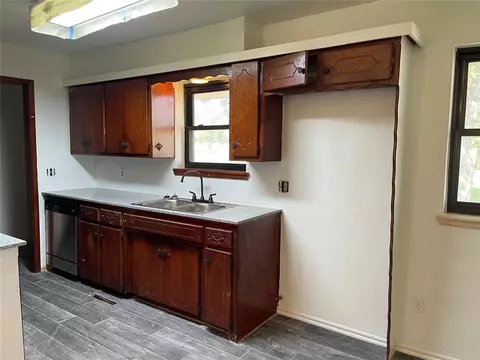 110 Marigold Dr, Tuttle, OK 73089 photo 6