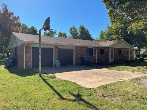 110 Marigold Dr, Tuttle, OK 73089 photo 2