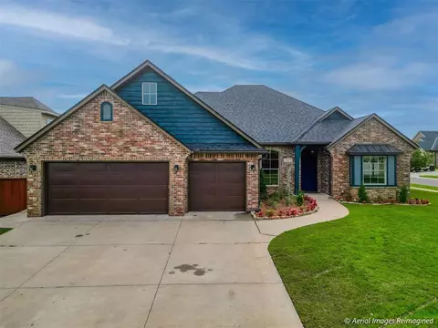 3217 Skye Ridge Dr, Norman, OK 73069