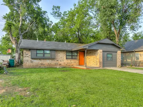 2220 SW 24th St, Oklahoma City, OK 73108