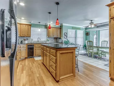 157 E Vail Dr, Yukon, OK 73099 photo 15