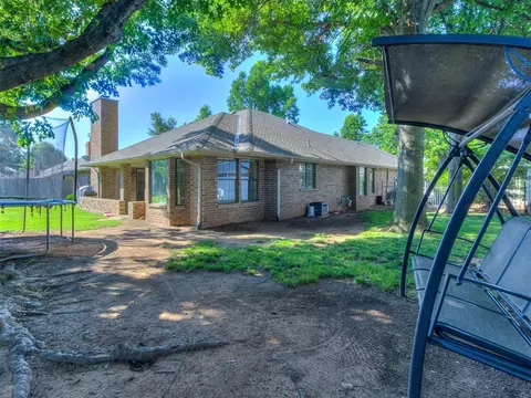 157 E Vail Dr, Yukon, OK 73099 photo 49