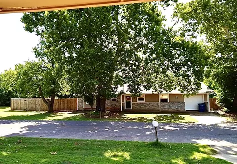 600 Beebe St, Jones, OK 73049