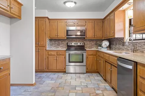 13108 Silver Eagle Trl, Edmond, OK 73013 photo 11
