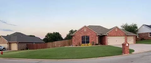 104 NW Woody Way, Washington, OK 73093