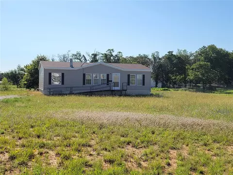 106324 Rodeo Dr, Mcloud, OK 74851