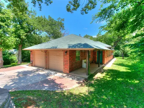 11112 Murray Dr, Guthrie, OK 73044