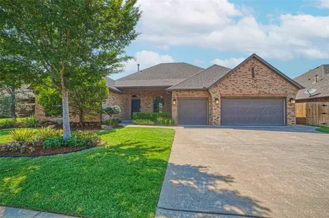15213 Daybright Dr, Edmond, OK 73013
