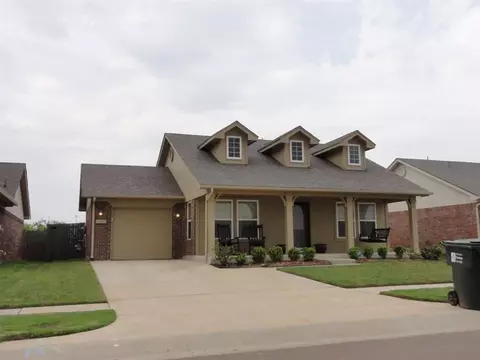 620 Leopard Lily Dr, Norman, OK 73069