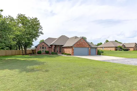 1523 Foxboro Ln, Blanchard, OK 73010