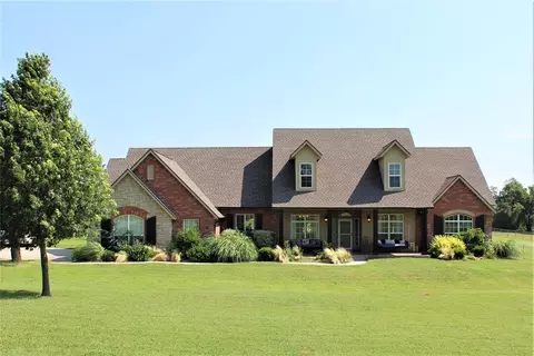 4211 Paradise Dr, Blanchard, OK 73010