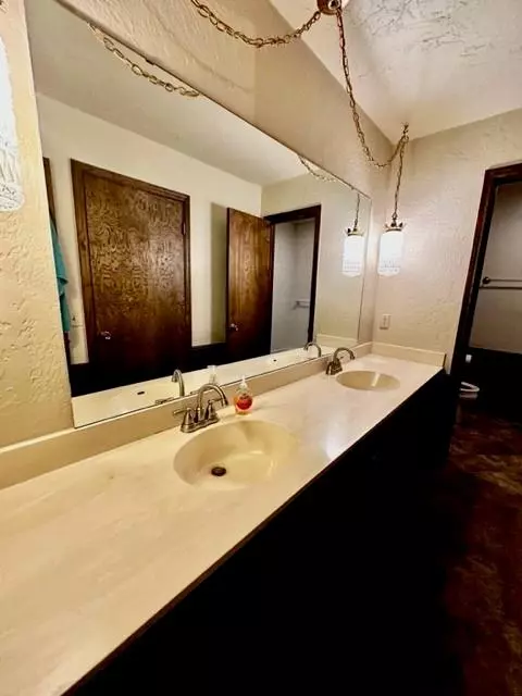 22681 E 1030 Rd, Clinton, OK 73601 photo 11