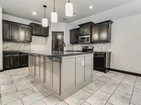 2127 E Sooner Rd, Tuttle, OK 73089 photo 22
