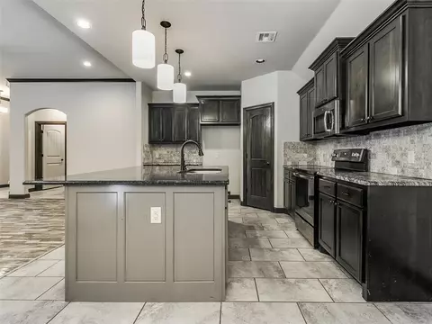 2127 E Sooner Rd, Tuttle, OK 73089 photo 18