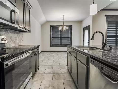2127 E Sooner Rd, Tuttle, OK 73089 photo 17