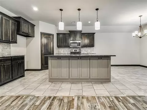 2127 E Sooner Rd, Tuttle, OK 73089 photo 15