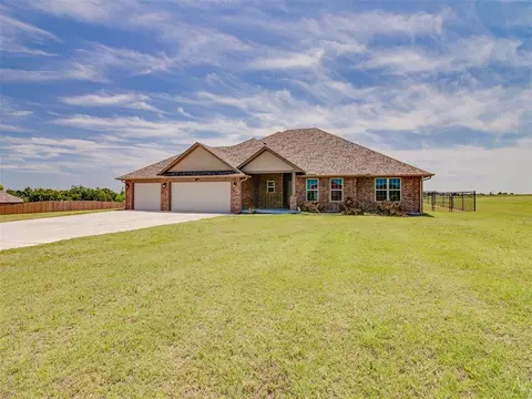 2127 E Sooner Rd, Tuttle, OK 73089