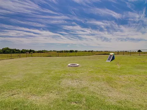 2127 E Sooner Rd, Tuttle, OK 73089 photo 47