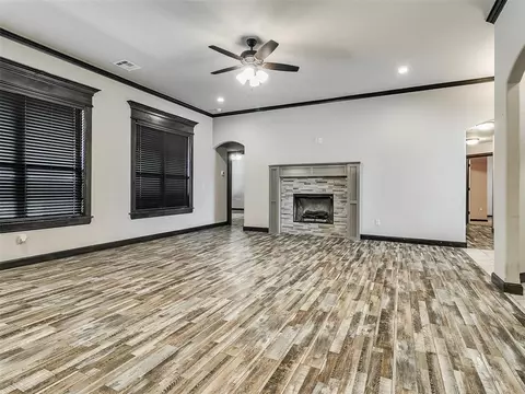 2127 E Sooner Rd, Tuttle, OK 73089 photo 10
