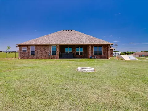 2127 E Sooner Rd, Tuttle, OK 73089 photo 40