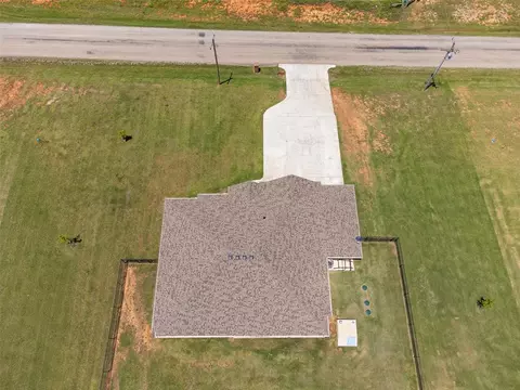 2127 E Sooner Rd, Tuttle, OK 73089 photo 44