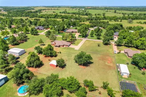 831 Bob White Rd, Tuttle, OK 73089 photo 4