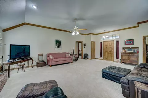 831 Bob White Rd, Tuttle, OK 73089 photo 12