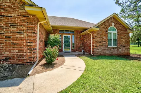 831 Bob White Rd, Tuttle, OK 73089 photo 6