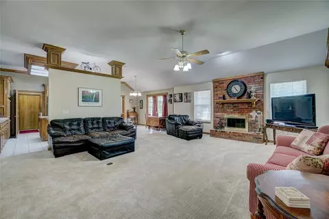831 Bob White Rd, Tuttle, OK 73089 photo 11