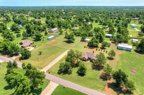 831 Bob White Rd, Tuttle, OK 73089 photo 2