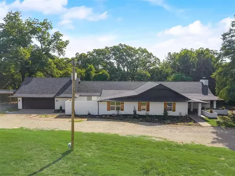 24214 End Of Trail Ave, Purcell, OK 73080
