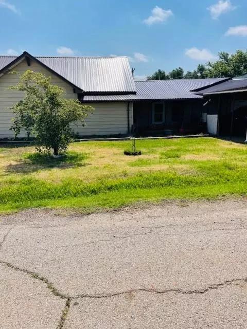 221 N 4th St #OK, Greenfield, OK 73043