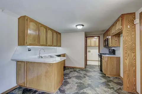 2118 Lakecrest Dr, Moore, OK 73170 photo 8
