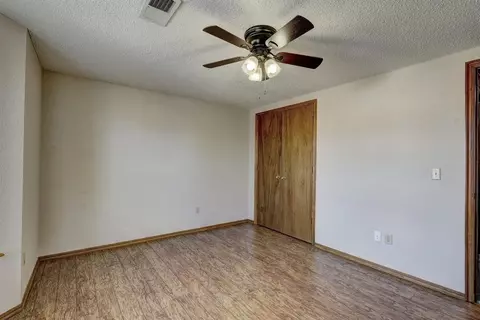 2118 Lakecrest Dr, Moore, OK 73170 photo 22