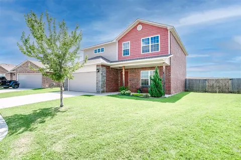 2828 Cider Mill Ln, Yukon, OK 73099