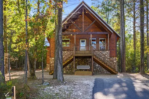 367 Red Berry Trl, Broken Bow, OK 74728