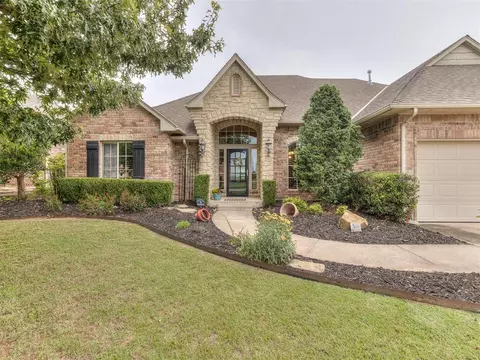 2316 Redrock Dr, Edmond, OK 73003