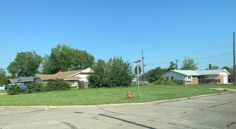 1115 Hampton Dr, Del City, OK 73115